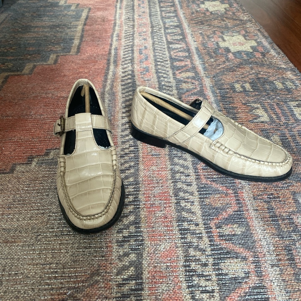 Cream Slip-On Loafers with Moccasin Design